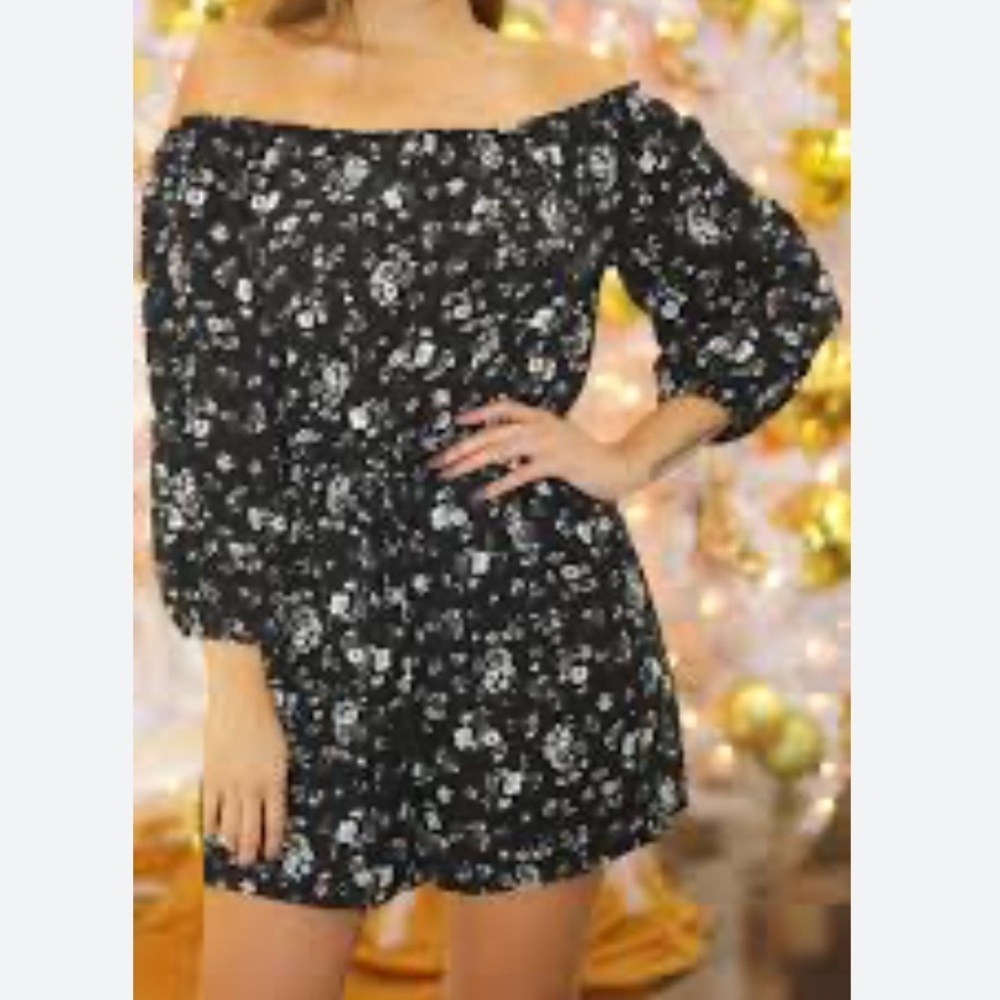 Lush Floral Off-Shoulder Floral Print Black Playsuit Romper Sz L